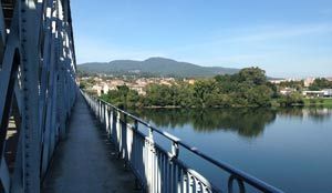 Walk 18 km (11 miles) from Tui to O Porriño.