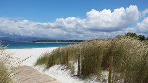 Walk 21 km (13 miles) from Baiona to Vigo.