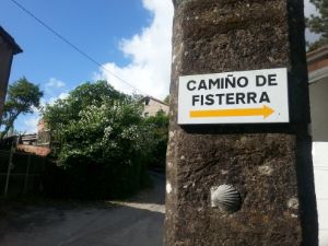 Walk 28 km (17 miles) from Negreira to A Picota.