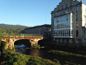 Walk 23 km (14 miles) from Pontevedra to Caldas de Reis.