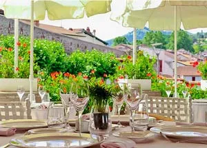 Travelers sharing a generous table after a Camino stage.