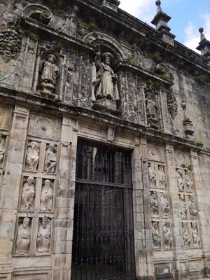 The Holy Door closed on the eastern façade of Santiago Cathedral.