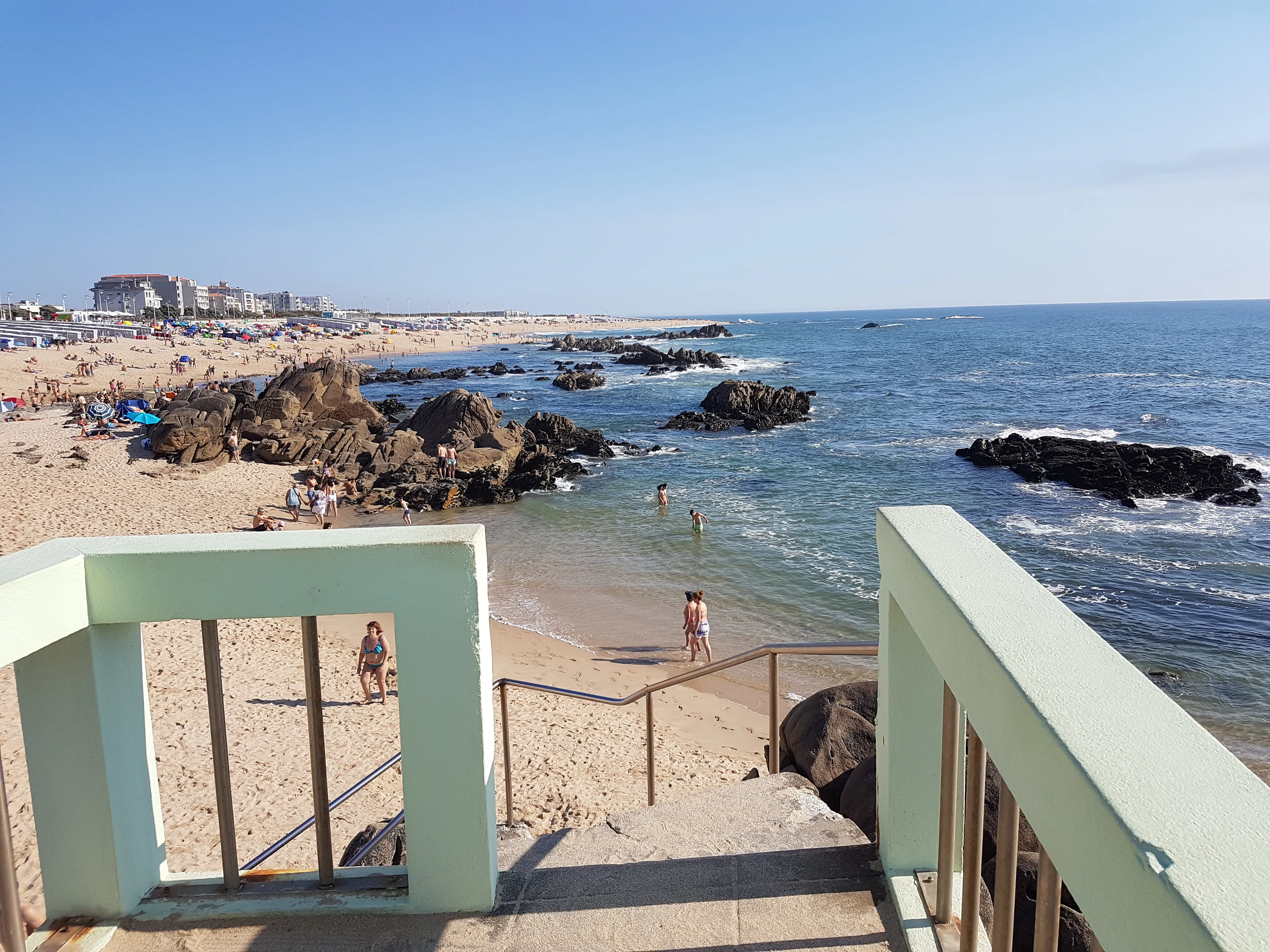 A broad Atlantic beach along the Portuguese Coastal Way.